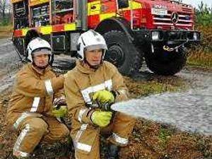 Supporting image for story: Off-road fire engine unveiled in Cannock