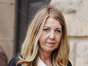 Supporting image for story: Fraud victim lured conman to pub car park before arrest