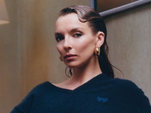 Supporting image for story: Jodie Comer says play Prima Facie makes men ‘look back at their own behaviour’