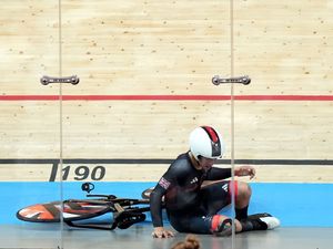 Supporting image for story: Archie Atkinson denied cycling gold after crashing in closing stages of final