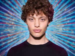 Supporting image for story: Soap stars Bobby Brazier and Ellie Leach join Paralympian Jody Cundy in Strictly