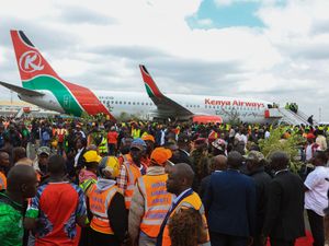 Supporting image for story: Kenyan police fire at mourners as violence erupts at viewing of body of ex-PM