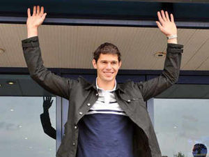 Supporting image for story: Nikola Zigic returns to Blues early