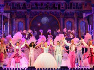 Supporting image for story: Cinderella, Birmingham Hippodrome - review with pictures