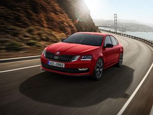 Supporting image for story: Skoda adds Sportline trim to Octavia range