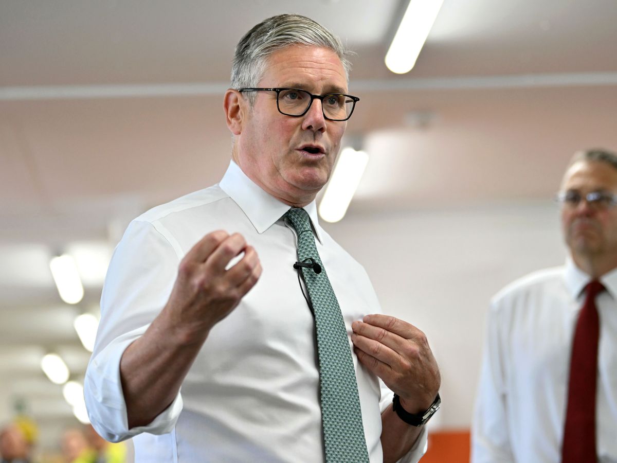 Minister rules out early election amid Government reshuffle