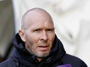 Supporting image for story: Michael Appleton on Iwan Morgan signing - with 'one or two' further arrivals expected