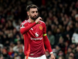 Supporting image for story: Bruno Fernandes scores stoppage-time winner as Manchester United beat Rangers