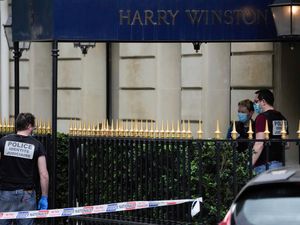 Supporting image for story: ‘Several million euros’ of jewels taken in armed heist at luxury Paris boutique