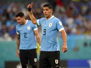 Supporting image for story: Uruguay and South Korea start World Cup campaigns with lacklustre draw