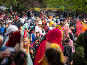 Supporting image for story: Thousands of people set to celebrate Sikh New Year at Wolverhampton park