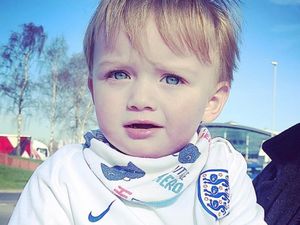 Supporting image for story: Shropshire's own Bobby Moore honours Gordon Banks