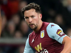 Supporting image for story: Dean Smith defends Danny Drinkwater after testing Aston Villa debut