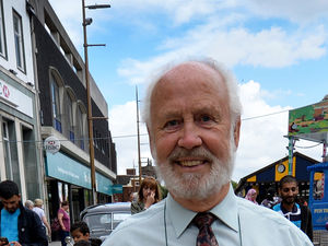 Supporting image for story: Dudley's first ever classic car show a roaring success 
