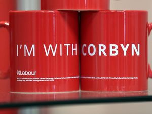 Supporting image for story: Jeremy Corbyn under fire over Labour Brexit policy