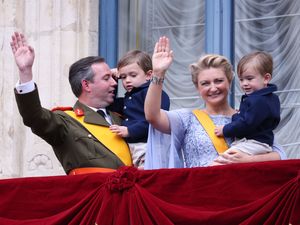 Supporting image for story: Luxembourg crowns new grand duke after abdication