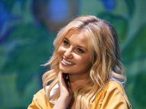 Supporting image for story: Love Island’s Amy Hart announces baby joy on Loose Women