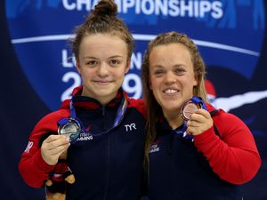Supporting image for story: Maisie Summers-Newton lauds Ellie Simmonds as she targets own Olympic legacy