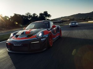 Supporting image for story: Seventh-generation Porsche 911 bows out with track-only GT2 RS Clubsport