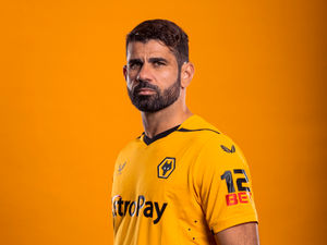 Supporting image for story: What channel is Wolves vs Man City? Kick-off time, TV details and team news