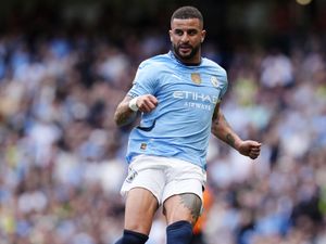 Supporting image for story: Kyle Walker says Manchester City have the characters and ability to end poor run