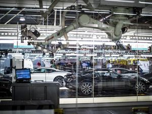 Supporting image for story: Coronavirus: Aston Martin suspends manufacturing following UK lockdown order