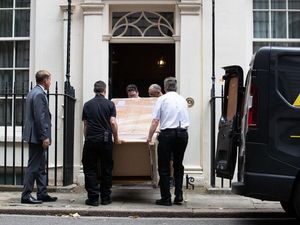 Supporting image for story: Chancellor furnishes Downing Street flat with ex-display wardrobe