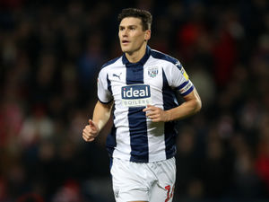 Supporting image for story: Gareth Barry puts in the yards for West Brom return