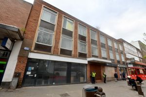 The council said that around 16 percent of the shops in Dudley Town Centre sit vacant.