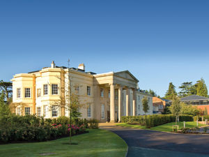 Supporting image for story: Top college reveals some secrets to its success during writer’s tour