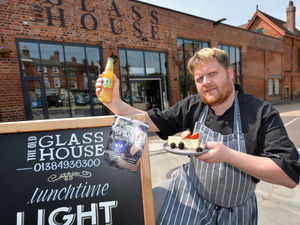 Supporting image for story: Nearly 2 million discounted meals bought in region during Eat Out to Help Out