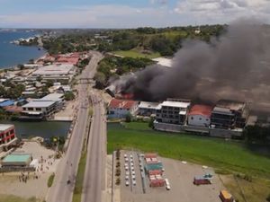 Supporting image for story: Australia sends troops and police to Solomon Islands amid unrest