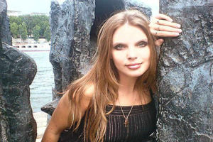 Supporting image for story: Stage set for classic opera Aida at Wolverhampton's Grand Theatre