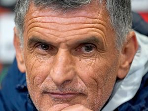 Supporting image for story: Familiar foe faces Aston Villa as Olympiacos boss targets a big upset