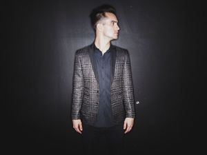 Supporting image for story: Panic! At The Disco to play Birmingham