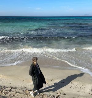 A stroll by the sea is soothing for mind, body and soul.