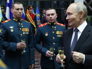 Supporting image for story: Putin: Russia will seek to extend gains in Ukraine if peace talks fail