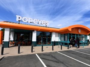 Supporting image for story: 'It's delicious!' - Inside the Black Country first Popeyes chicken restaurant as thousands turn up for opening day