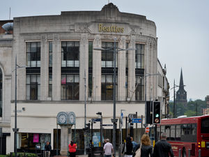 Supporting image for story: What's next for Beatties? MP in pledge over future of iconic Wolverhampton store
