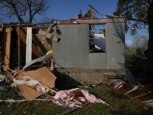 Supporting image for story: Death toll rises after tornadoes hit southern US
