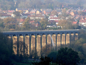 Supporting image for story: Teenager fell to his death from Pontcysyllte Aqueduct three weeks after safety check