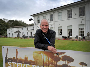 Supporting image for story: Steve Bull: It's been a cracking month for Wolves 