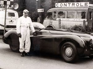 Supporting image for story: Tribute to Shropshire motorsport legend at Birmingham show