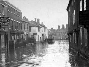 Supporting image for story: This week's pictures from the past