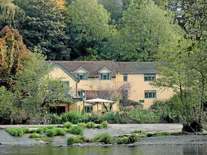 Supporting image for story: Mr Underhills in Ludlow retains its Michelin star award