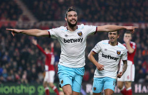 Andy Carroll could well be the type of striker which could suit Tony Pulis.