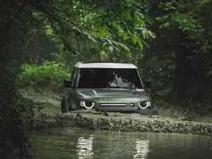 Supporting image for story: Interest rises in ‘flood-capable’ cars