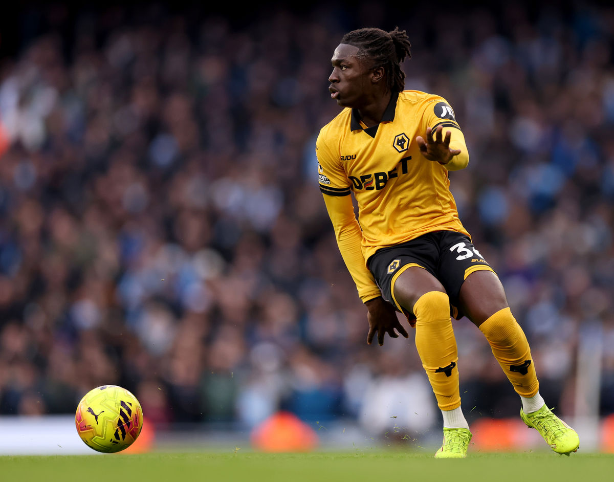 Wolves boss defends selection decision over teenage star