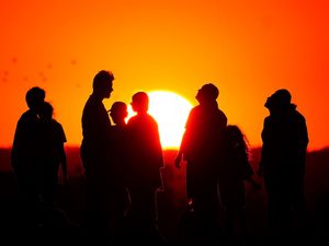 Supporting image for story: Billions of workers now suffering from heat stress, UN says