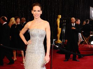 Supporting image for story: US actress Hilary Swank announces she is expecting twins